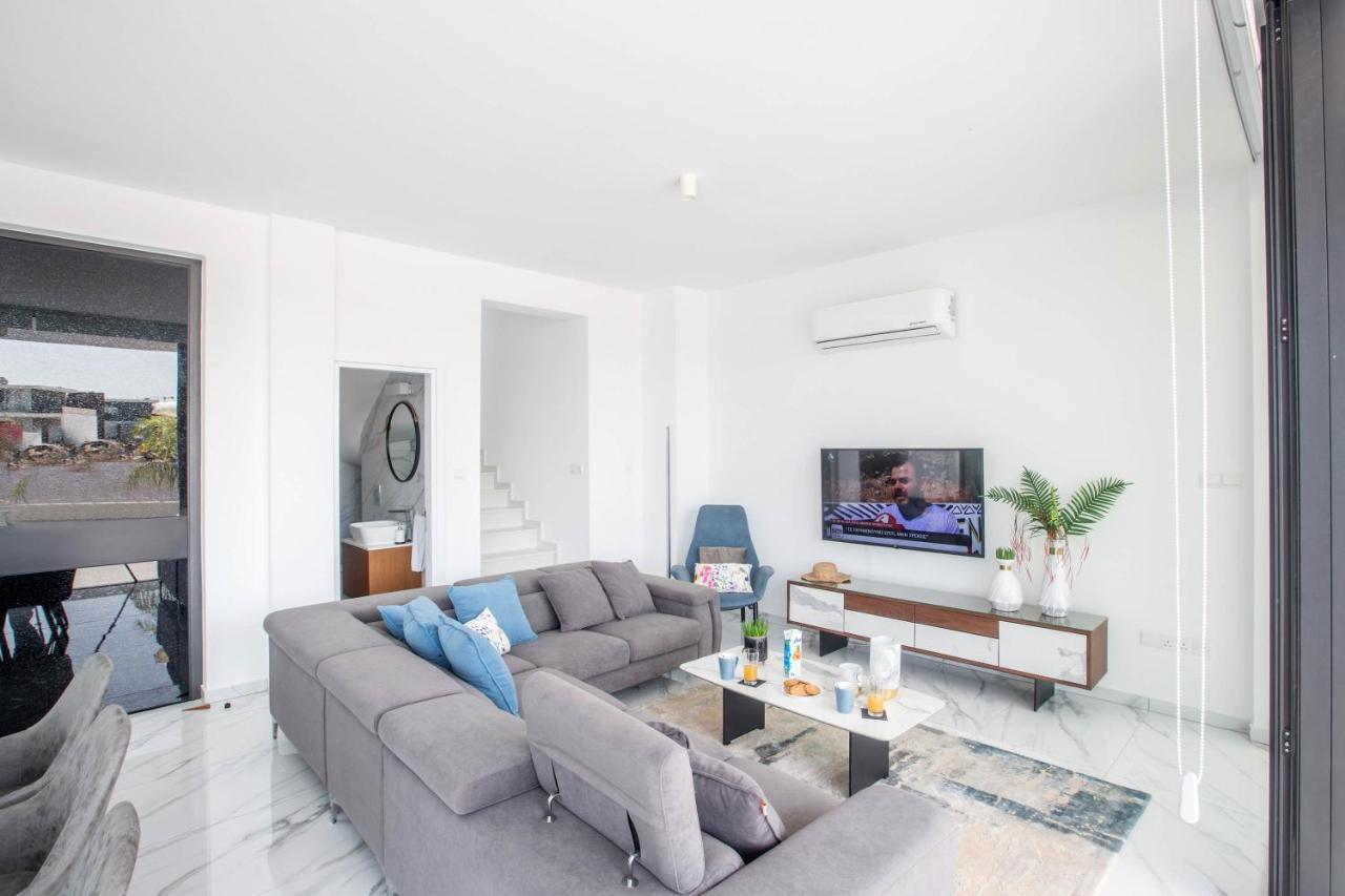 Anassa Seaview Villa - Stunning Panoramic Views โปรทาราส ภายนอก รูปภาพ