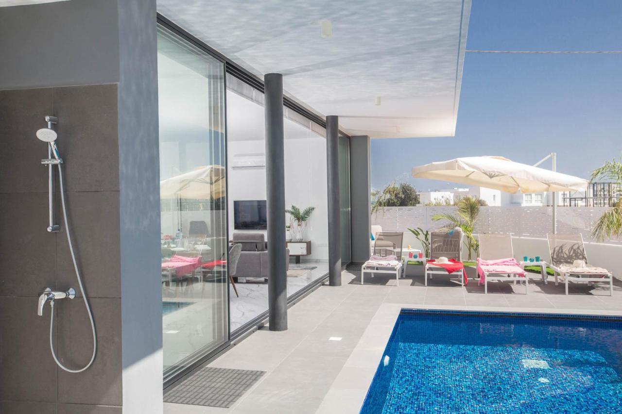 Anassa Seaview Villa - Stunning Panoramic Views โปรทาราส ภายนอก รูปภาพ